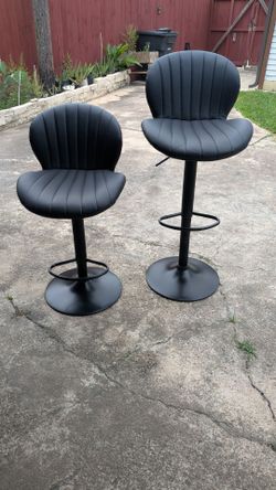 Kitchen island stools