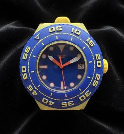 The Swatch Scuba Playero SUUJ400