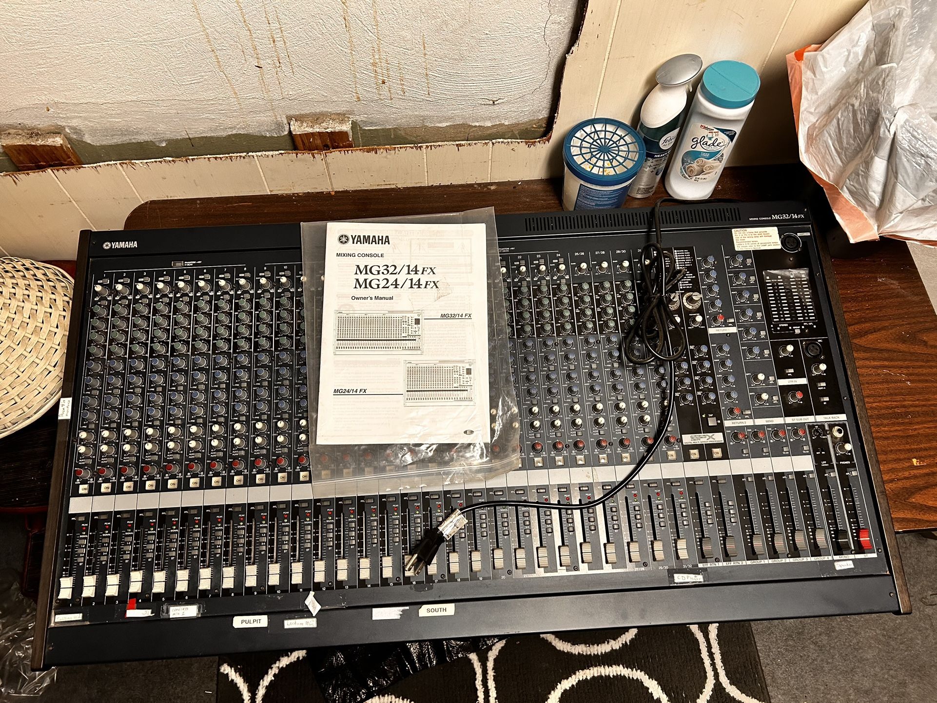 Yamaha Mixing Console