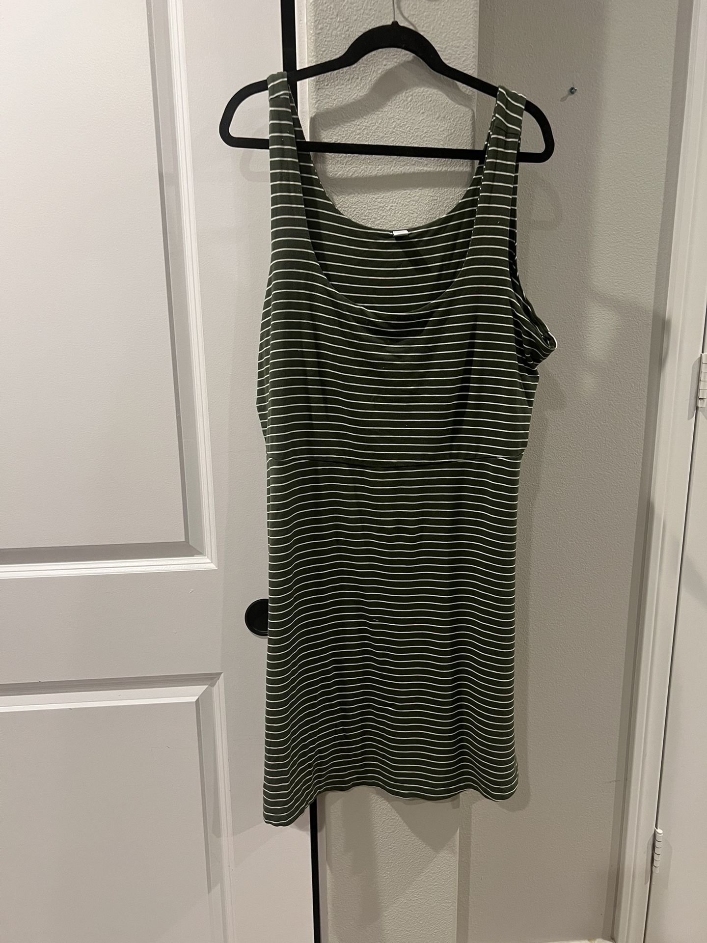 Women’s green 2X sundress from Old Navy