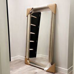NEW MIRROR