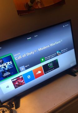 Insignia 35” tv with remote