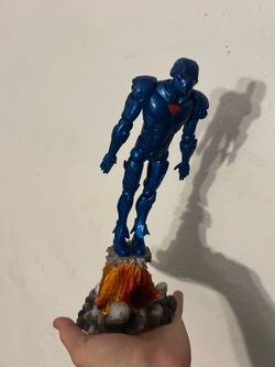 Diamond Select Marvel Select Stealth Iron Man Figure