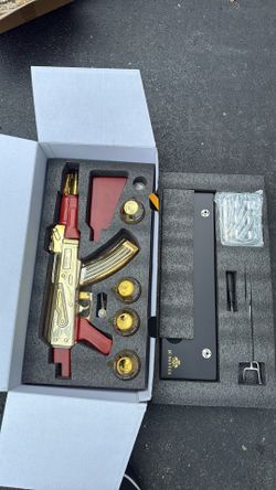 Whisky Decoration With Glasses 