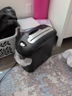 Hamilton Beach Paper Shredder