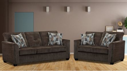 Gerald brown Sofa and loveseat!