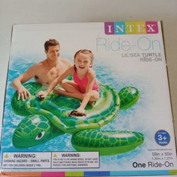 Ride-on Turtle Float 