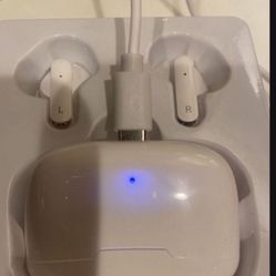 WIRELESS EARBUDS