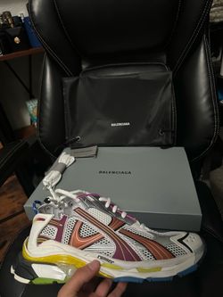 Balenciaga runners