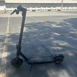 AovPro e-scooter