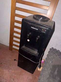 Farberware water dispenser hot and cold