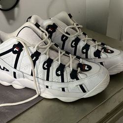 Fila Stackhouse Spaghetti model in a white and navy colorway