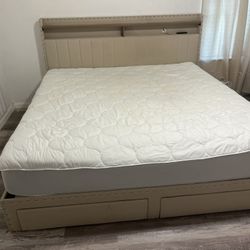 Bed And Mattress 