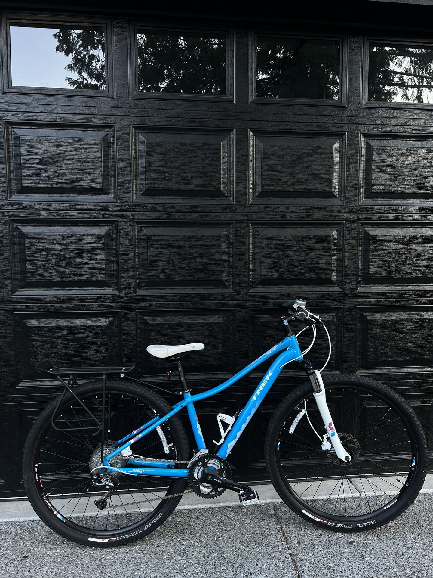 Trek Neko SL Mountain Bike 29”