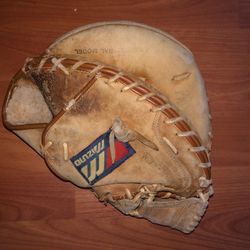 Catchers Glove 