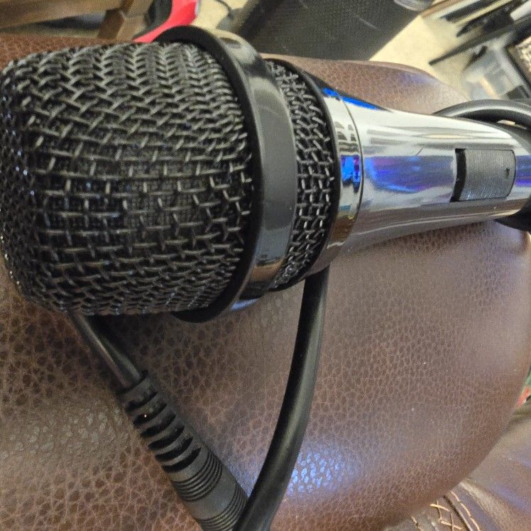 Microphone Excellent Shape