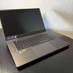 ROG Zephyrus G15 RTX 3070, Ryzen 5900HS, 40GB RAM; ASUS Gaming Laptop