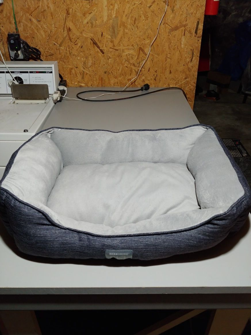 Cat bed
