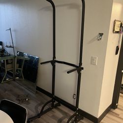 Pull Up Tower