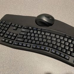 🖥️ Amazon Basics Ergonomic Wireless Keyboard & Mouse Combo – Black 🖱️$20