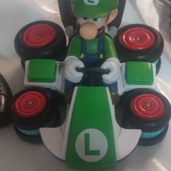 LUIGI ANTI GRAVITY REMOTE CAR