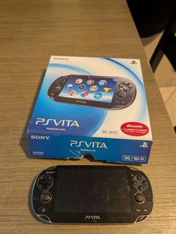 2 Vita's 1 psp