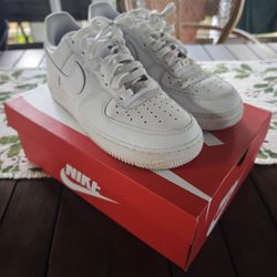Nike Air Force 1 Low white / sneakers / size 9