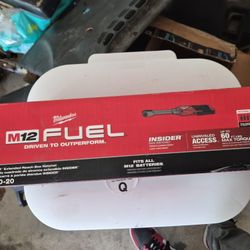 Milwaukee M12 Extended Reach Rachet 