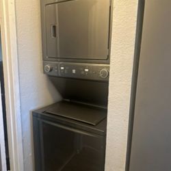 KENMORE 27” STACKABLE WASHER & DRYER