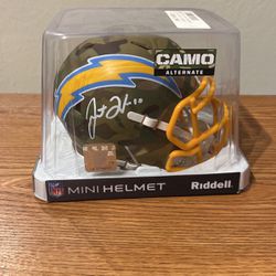 Justin Herbert Rookie Autograph Helmet (Camo Var)