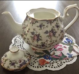 Royal Albert Tea Pot