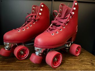 C7 Dark Magic Edition Rollerskates, Men size 7 Women size 8