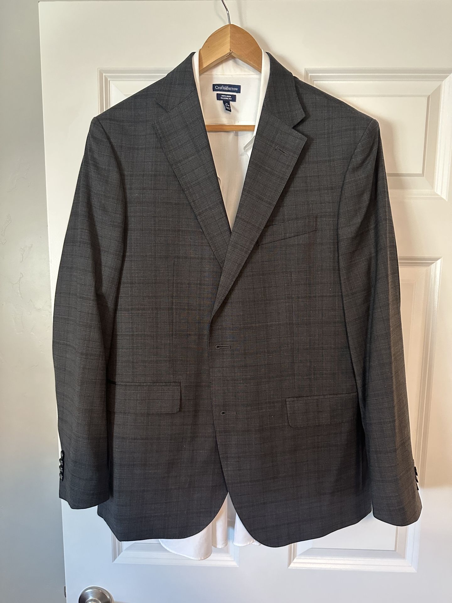 Men’s Suit