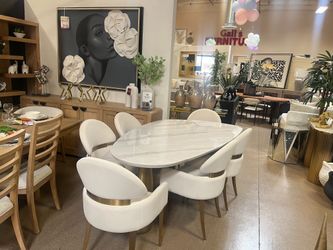 Modern Luxury 7 pc Glam Dining Table Set.