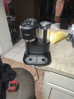 Mr Coffee Let's Brew Coffee Maker/Blender 