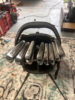 Golf irons set Titleist Forged 681