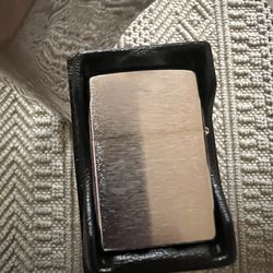 Zippo Lighter Like new
