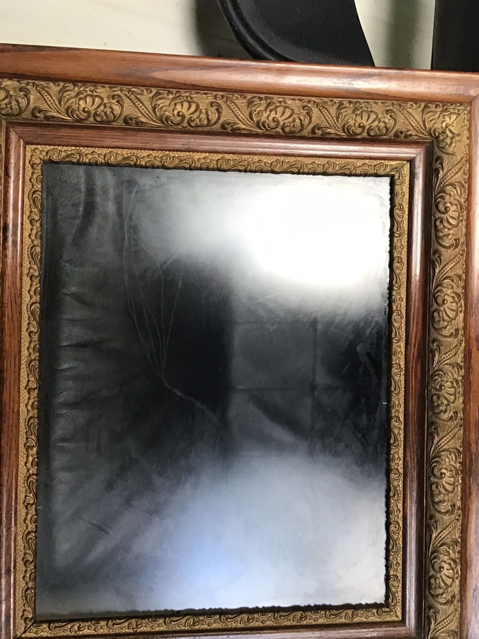 Victorian Picture Frame With Glass