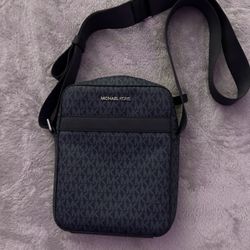 Michael Kors Crossbody Bag 