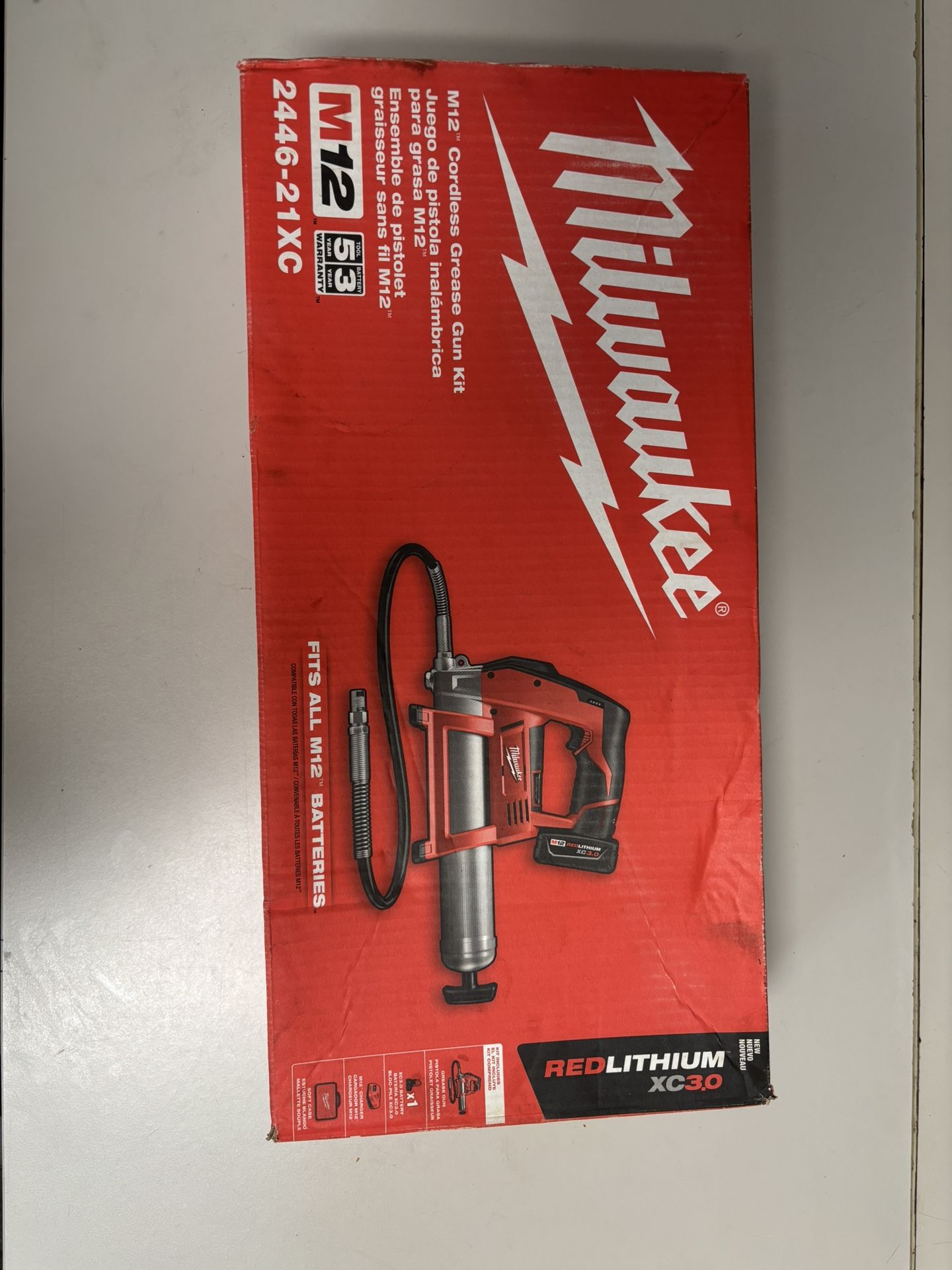 Milwaukee Cordless Grease Gun Kit