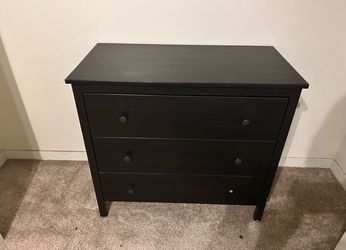 Dresser in good condition