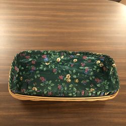 Longaberger Bread & Cracker Basket w/Liner (1999) - $20