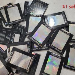 Lot Of 21 THERE ARE ALIENS AMONG US Boxed Limited Edition HOLOGRAM Card Set of 8 