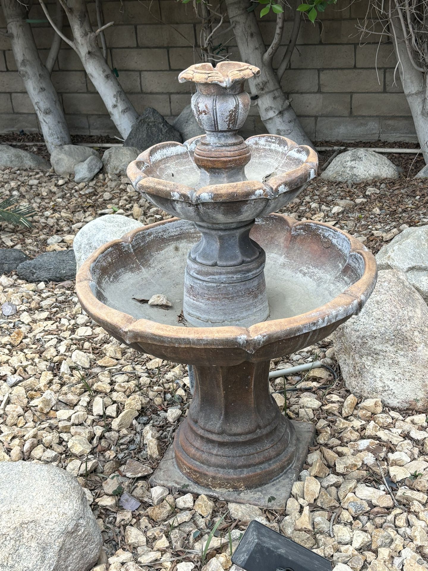 Fountain And Pump