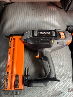 RIDGID 18 Gauge Brad Nailer