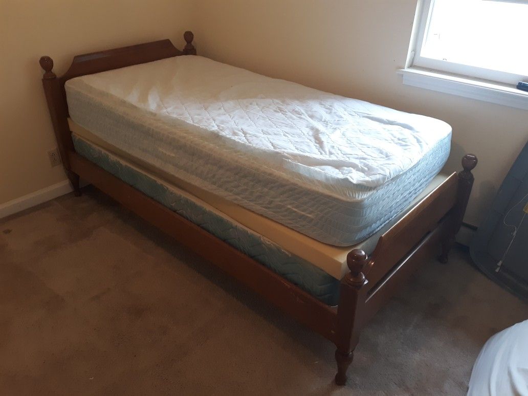 Twin size bed