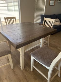Kitchen table