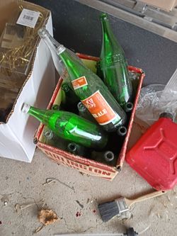 Old time Court soda bottles a r l i n g t o n club 15 bottles $50 for everything