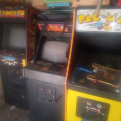 Collectible Retro Arcade Games.   