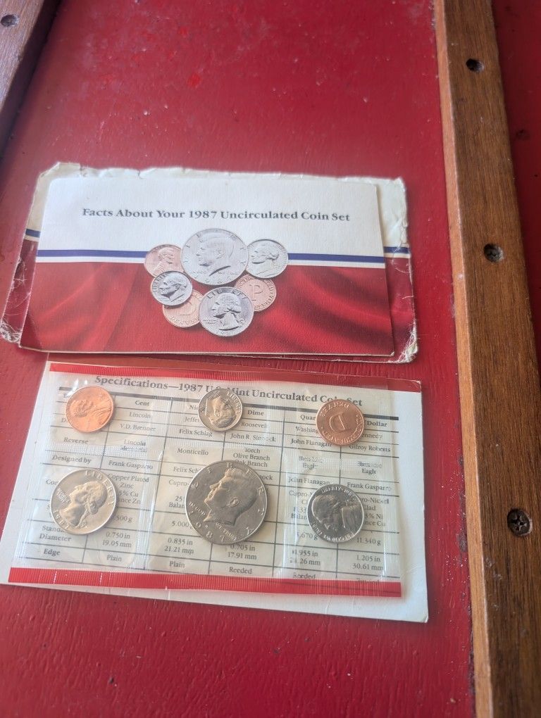 Uncirculated 1987 Coin Set